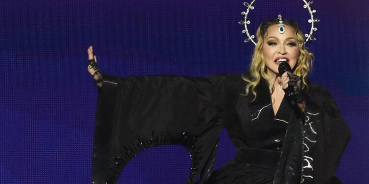 Madonna regresa a Warner tras 20 años y prepara su nuevo álbum para 2026