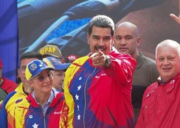 Maduro acusa a Borrell de dirigir ataques contra Venezuela