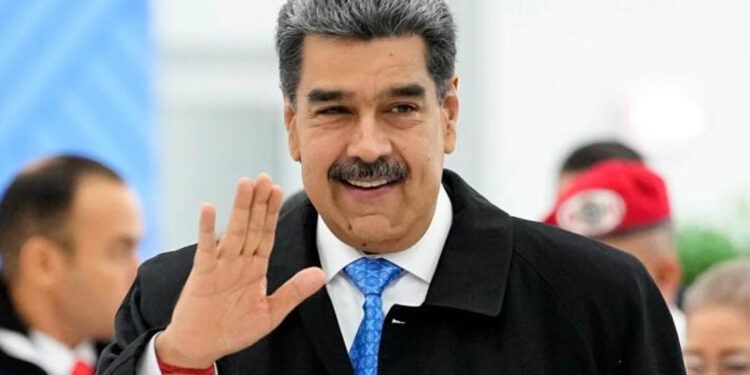 Maduro elogia la lealtad de las Fuerzas Armadas venezolanas