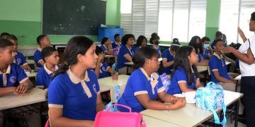 Maestros solicitan habilitar aulas para el próximo año escolar