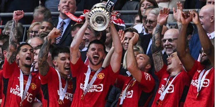 Manchester United gana la FA Cup y frustra el doblete del City