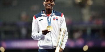 Marileidy Paulino regresa a París para abrir temporada con victoria