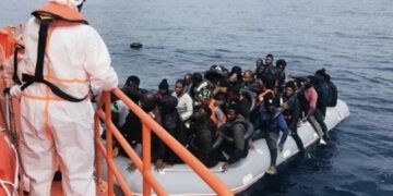Más de 10,000 migrantes murieron en 2024 intentando llegar a España por mar