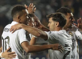 Mbappé anota triplete y el Real Madrid golea 5-0 al Kairat