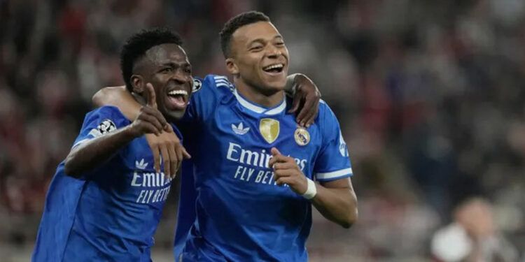 Mbappé marca póker y Real Madrid vence 4-3 al Olympiacos