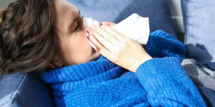 Médicos reportan más casos de reinfección por virus respiratorios