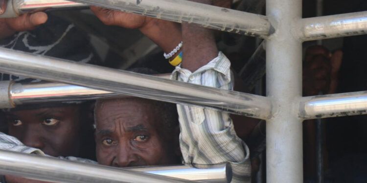Migración acelera repatriaciones de haitianos antes de suspender operativos por Nochevieja