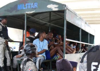 Migración registra cifra récord de 301,149 repatriaciones en menos de un año