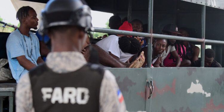 Migración repatria a más de 226 mil haitianos en nueve meses