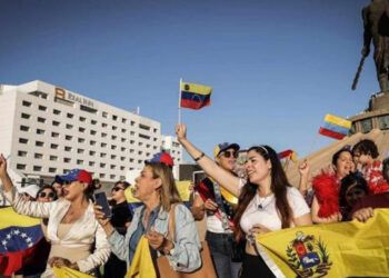 Migrantes venezolanos enfrentan la amargura postelectoral al renunciar al regreso a su país