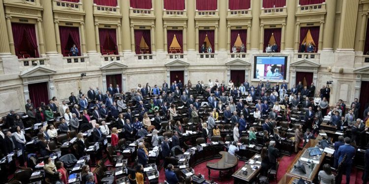 Milei logra aprobación de seis leyes en el Congreso