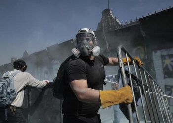 Miles marchan en México contra gobierno de Sheinbaum