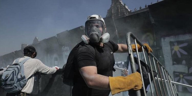 Miles marchan en México contra gobierno de Sheinbaum