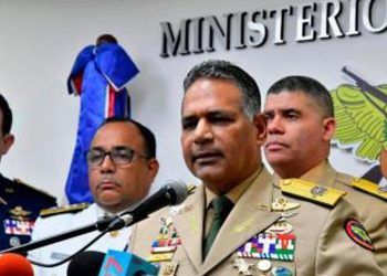 Ministro de defensa refuerza frontera tras protestas en Haití