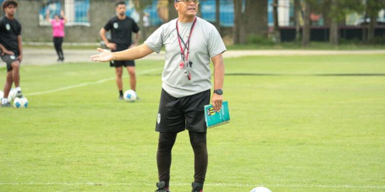 Moca FC presenta a Jorge Alfonso como su nuevo DT para la temporada 2025