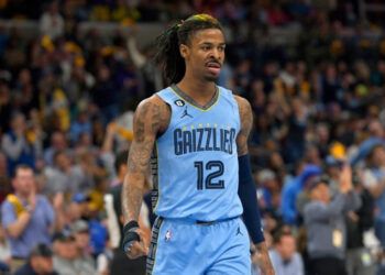 Morant Anota Decisivo y Grizzlies Superan 127-125 a Timberwolves