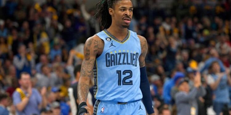 Morant Anota Decisivo y Grizzlies Superan 127-125 a Timberwolves