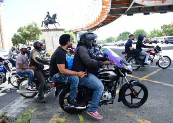 Motoconchistas apoyan regulación del Intrant sobre cascos certificados