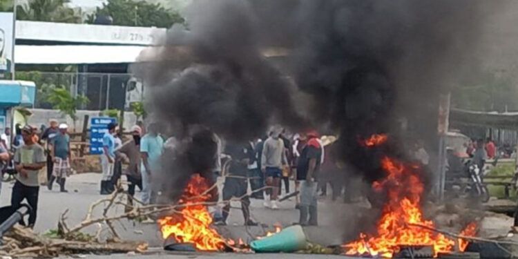 Muere agricultor durante protesta por operativo en La Humeadora