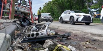 Mueren cuatro adolescentes en accidente de camioneta en Santiago