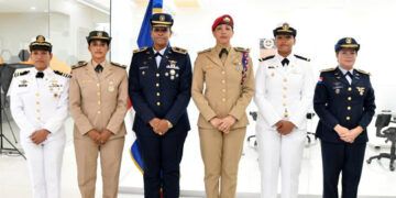 Mujeres militares dominicanas lideran en la defensa del país