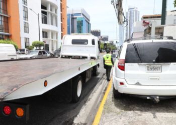 Multa de RD$5,000 por mal estacionar inicia el 4 de agosto