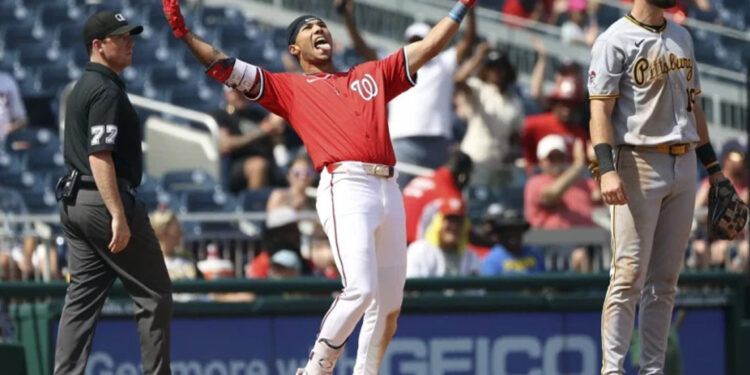 Nacionales vencen 4-3 a Piratas tras error de Oneil Cruz en el jardín