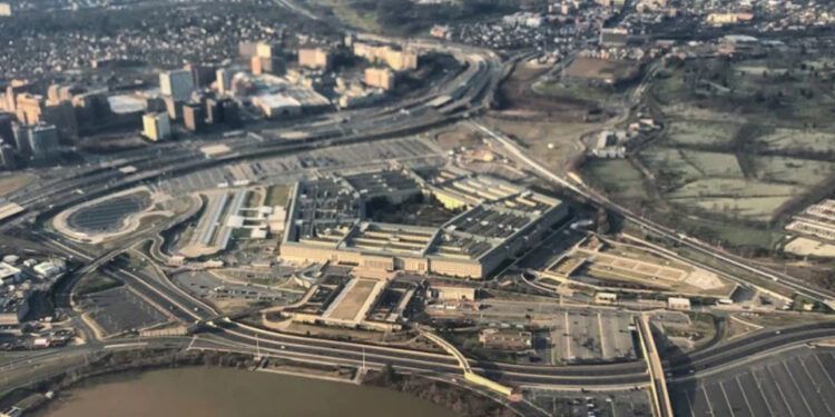 New York Times acusa al Pentágono de desacatar orden