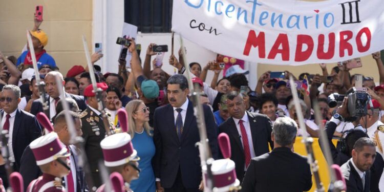 Nicolás Maduro es juramentado como presidente de Venezuela