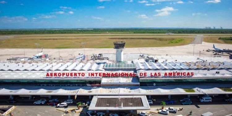 Nueva terminal del AILA bajo retrasos y escrutinio