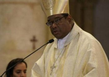 Obispo Castro Marte pide precaución ante posible ciclón tropical