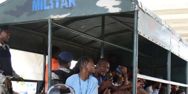OEA analiza deportaciones masivas de haitianos en RD