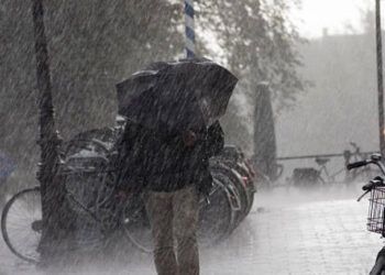 Onda tropical provocará lluvias este sábado en el país