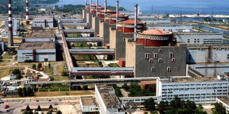 ONU exige a Rusia la devolución de central nuclear a Ucrania