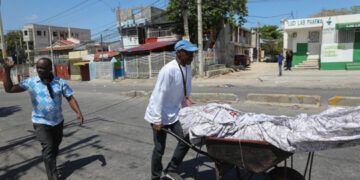 ONU presenta plan de apoyo contra pandillas en Haití