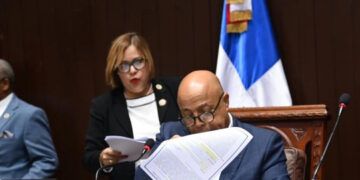 Pacheco pide fiscalización constante a funcionarios y préstamos