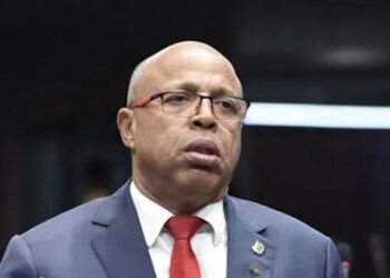 Pacheco pide respeto en debate del nuevo Código Penal