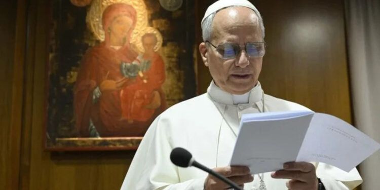 Papa León XIV critica gasto bélico y pide priorizar vida