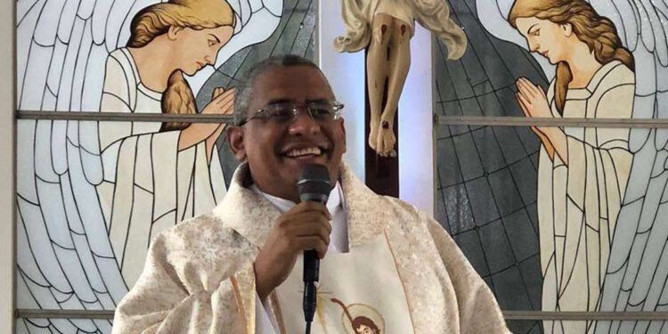 Papa León XIV nombra a Andrés Amauri Rosario obispo auxiliar