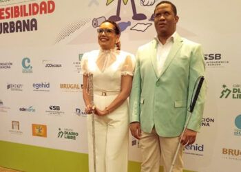 Personas con discapacidad exigen calles limpias y accesibles para todos