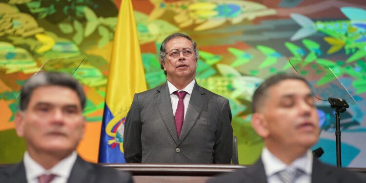 Petro propone acuerdo nacional al congreso para aprobar reformas