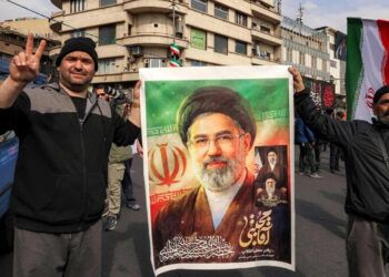 Petróleo se dispara tras elección del nuevo líder de Irán