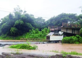 Piden inspección de puentes en Monte Plata tras colapso mortal