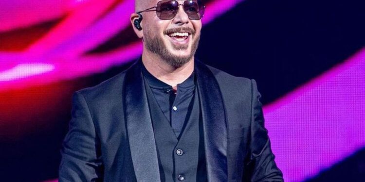 Pitbull intentará récord Guinness con calvas postizas