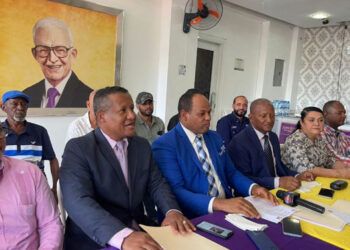 PLD denuncia crisis educativa en Santiago por déficit de aulas