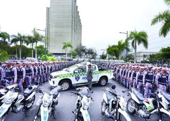 PN despliega 28 mil agentes por seguridad en Semana Santa 2025