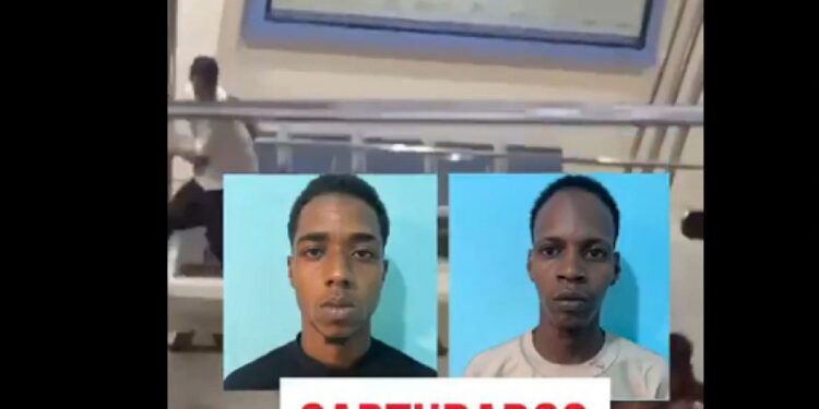 Policía apresa a dos jóvenes por asalto en clínica de Los Alcarrizos
