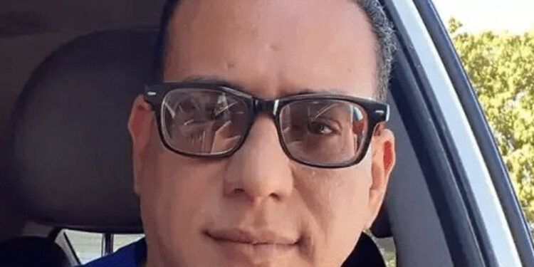Policía detiene a dos sospechosos por la muerte de doctor en Santiago