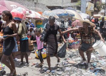 Policía haitiana advierte no volver a barrios pese a llamado de Barbecue