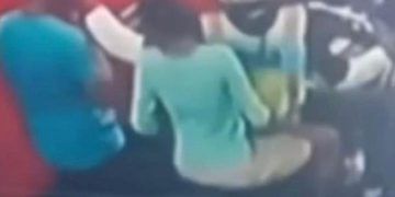 Policía investiga muerte de mujer implicada en robo de celular